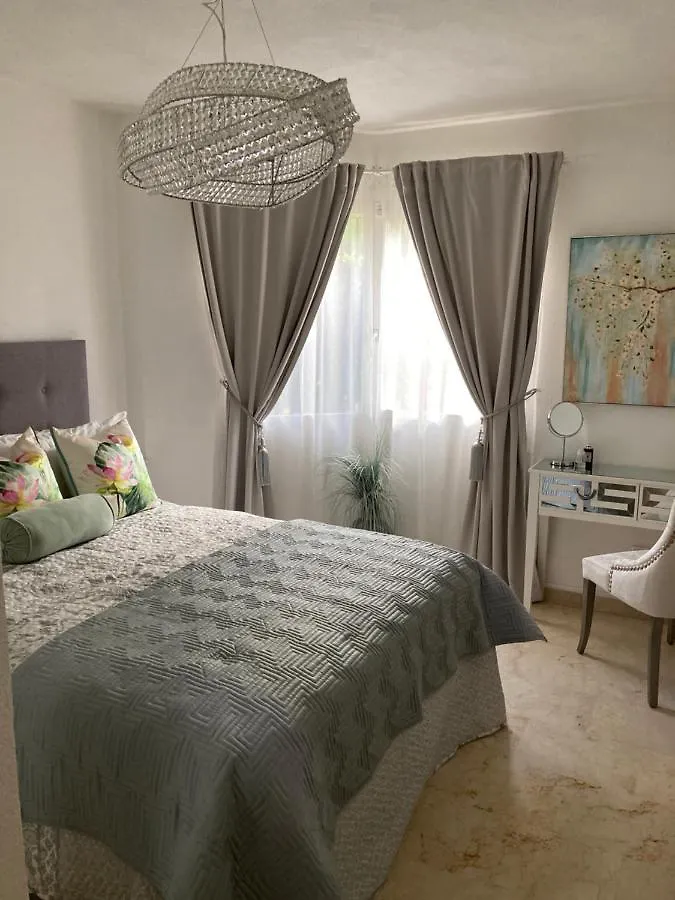 Casa Julia, Calahonda Golf Apartment Sitio de Calahonda